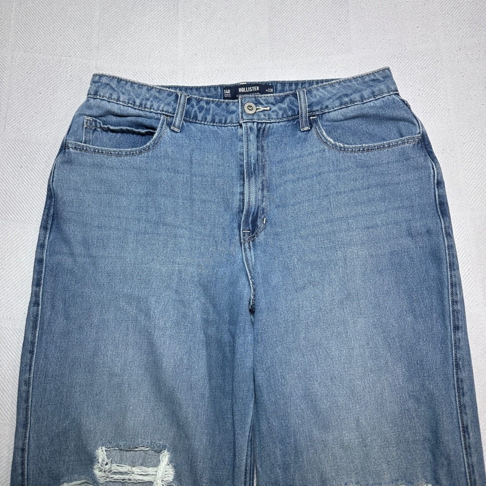 Hollister Ultra High-Rise Baggy Jeans Womens 14R 32R Distressed Medium Wash - Picture 2 of 13